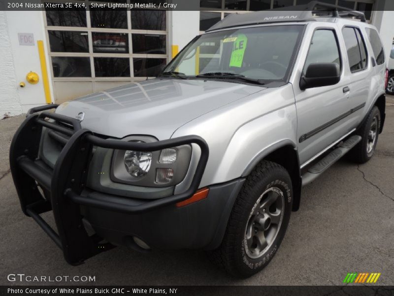 Silver Lightning Metallic / Gray 2004 Nissan Xterra SE 4x4