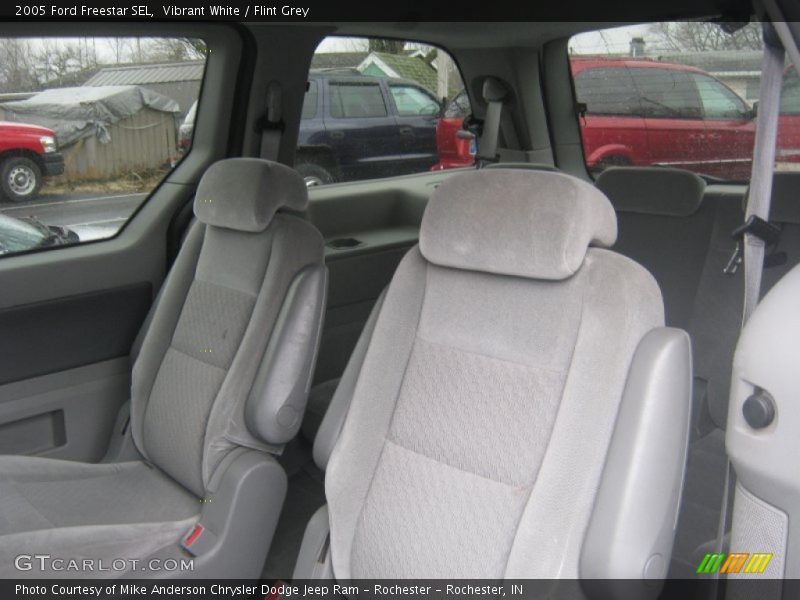 Vibrant White / Flint Grey 2005 Ford Freestar SEL