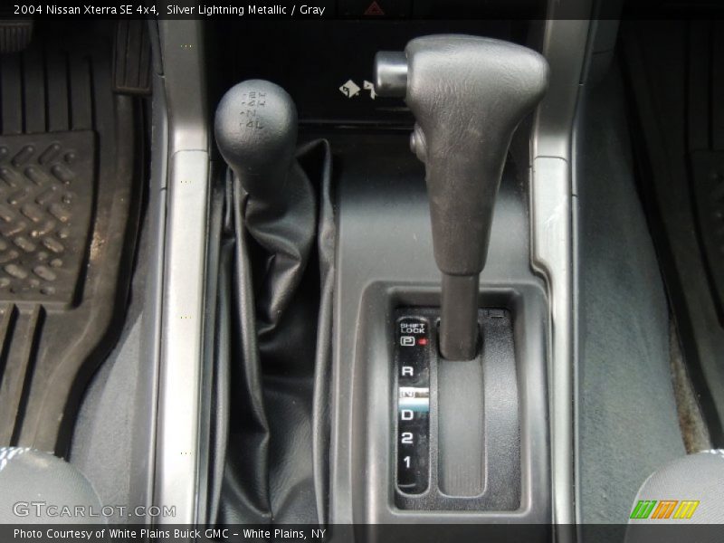 Silver Lightning Metallic / Gray 2004 Nissan Xterra SE 4x4