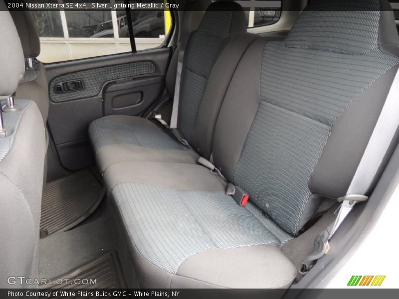 Silver Lightning Metallic / Gray 2004 Nissan Xterra SE 4x4