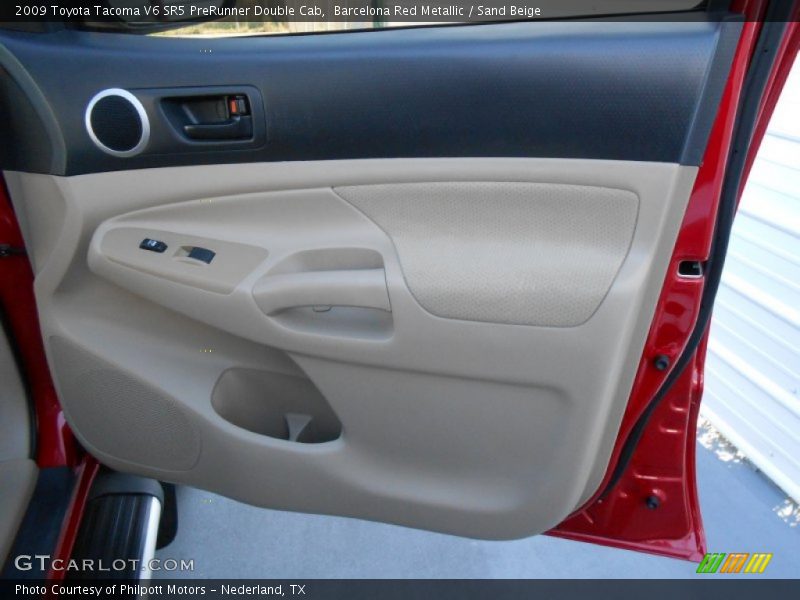 Door Panel of 2009 Tacoma V6 SR5 PreRunner Double Cab