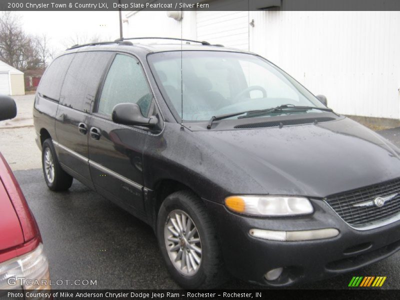 Deep Slate Pearlcoat / Silver Fern 2000 Chrysler Town & Country LXi