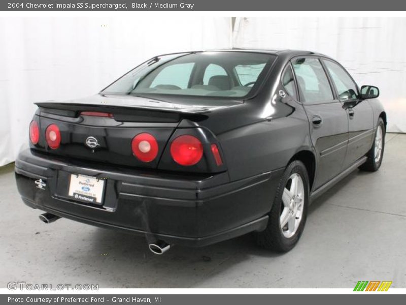 Black / Medium Gray 2004 Chevrolet Impala SS Supercharged