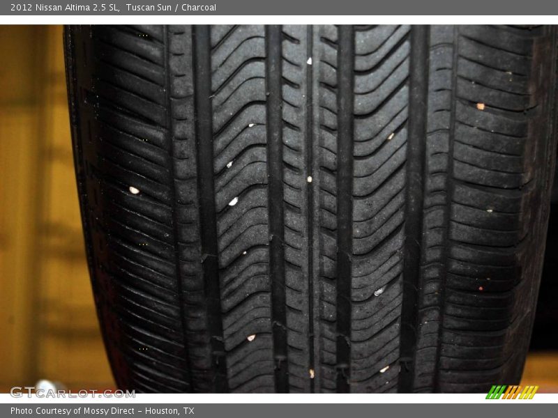 Tuscan Sun / Charcoal 2012 Nissan Altima 2.5 SL