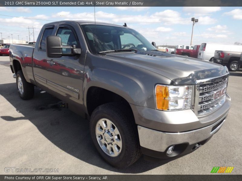 Front 3/4 View of 2013 Sierra 2500HD SLT Extended Cab 4x4