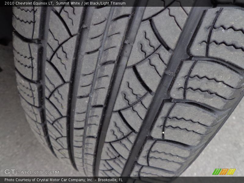 Summit White / Jet Black/Light Titanium 2010 Chevrolet Equinox LT