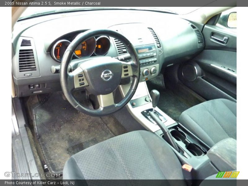 Charcoal Interior - 2005 Altima 2.5 S 