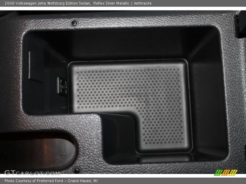 Reflex Silver Metallic / Anthracite 2009 Volkswagen Jetta Wolfsburg Edition Sedan