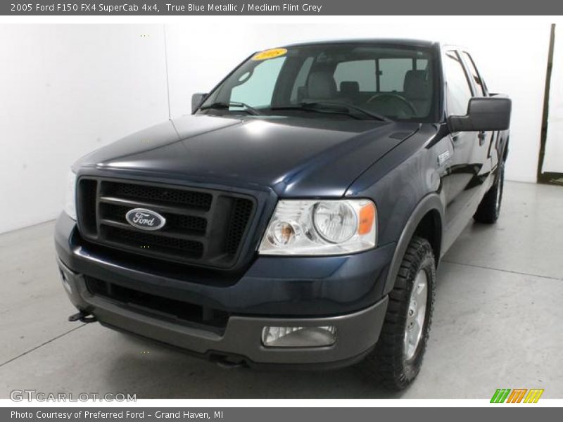 True Blue Metallic / Medium Flint Grey 2005 Ford F150 FX4 SuperCab 4x4