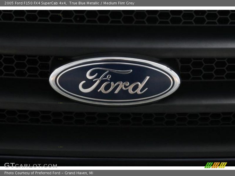  2005 F150 FX4 SuperCab 4x4 Logo