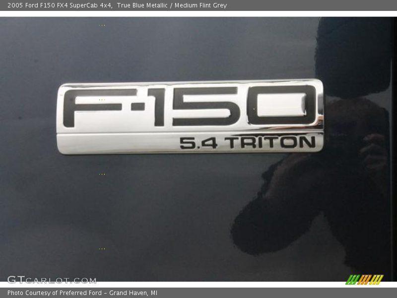  2005 F150 FX4 SuperCab 4x4 Logo