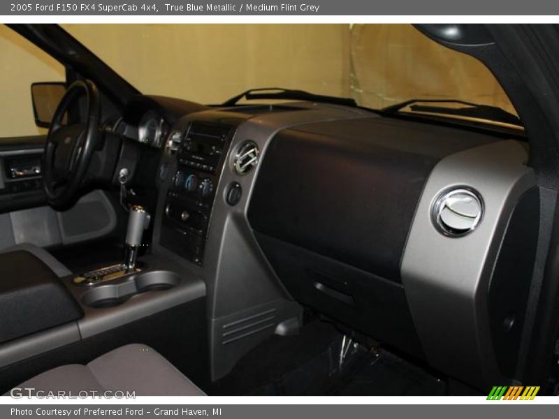 True Blue Metallic / Medium Flint Grey 2005 Ford F150 FX4 SuperCab 4x4