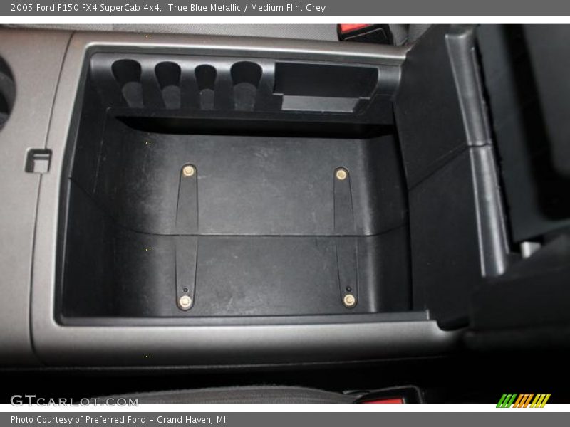 True Blue Metallic / Medium Flint Grey 2005 Ford F150 FX4 SuperCab 4x4