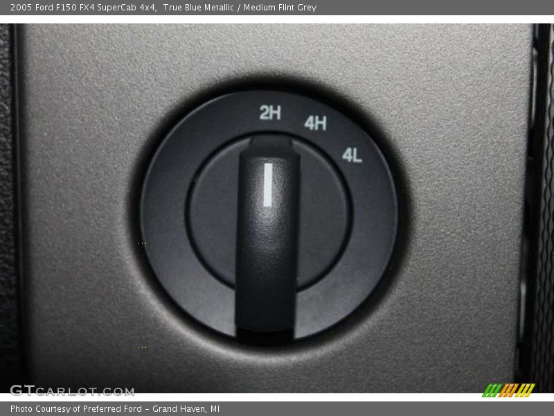 True Blue Metallic / Medium Flint Grey 2005 Ford F150 FX4 SuperCab 4x4