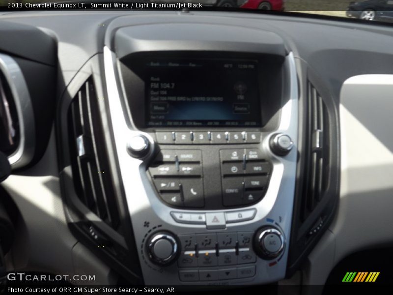 Summit White / Light Titanium/Jet Black 2013 Chevrolet Equinox LT
