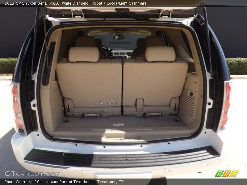 White Diamond Tricoat / Cocoa/Light Cashmere 2013 GMC Yukon Denali AWD