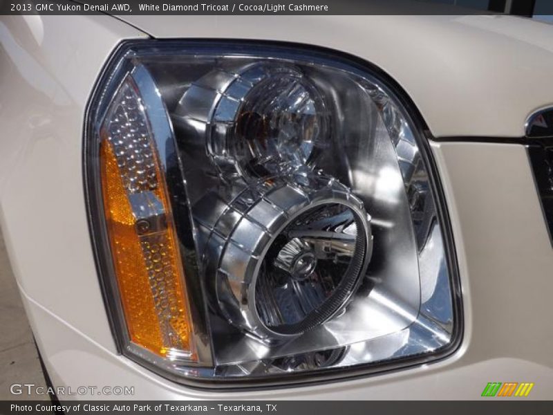 White Diamond Tricoat / Cocoa/Light Cashmere 2013 GMC Yukon Denali AWD