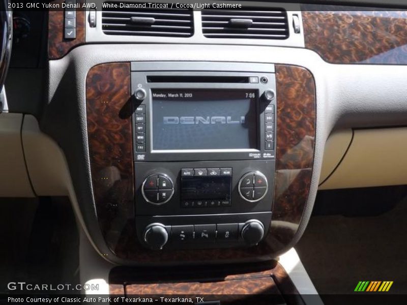 White Diamond Tricoat / Cocoa/Light Cashmere 2013 GMC Yukon Denali AWD
