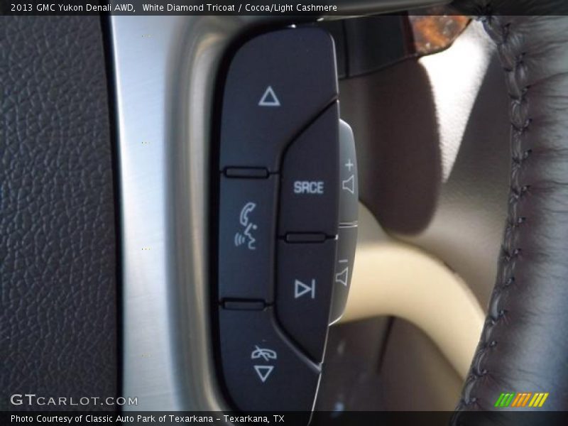 White Diamond Tricoat / Cocoa/Light Cashmere 2013 GMC Yukon Denali AWD
