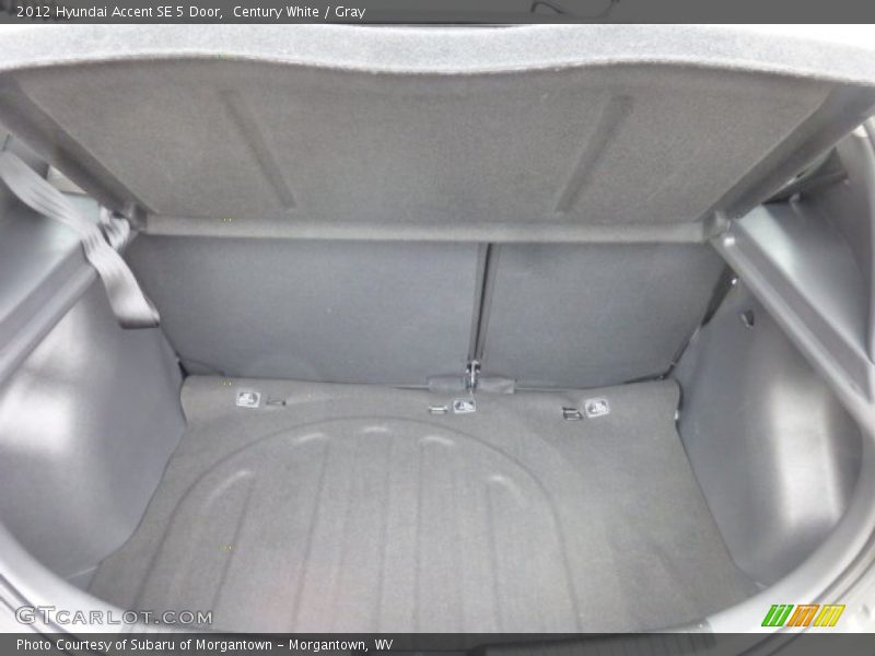  2012 Accent SE 5 Door Trunk