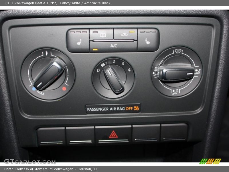 Candy White / Anthracite Black 2013 Volkswagen Beetle Turbo