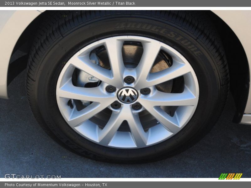 Moonrock Silver Metallic / Titan Black 2013 Volkswagen Jetta SE Sedan