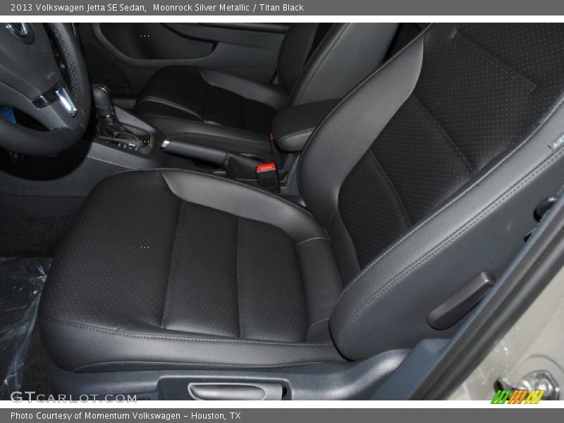 Moonrock Silver Metallic / Titan Black 2013 Volkswagen Jetta SE Sedan