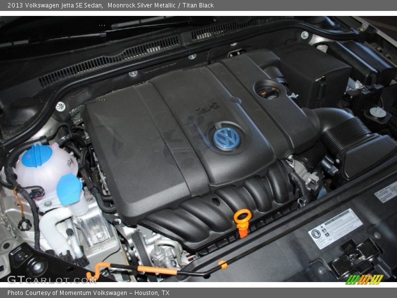  2013 Jetta SE Sedan Engine - 2.5 Liter DOHC 20-Valve 5 Cylinder
