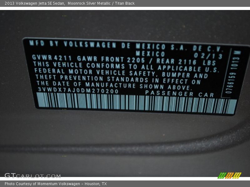 Moonrock Silver Metallic / Titan Black 2013 Volkswagen Jetta SE Sedan