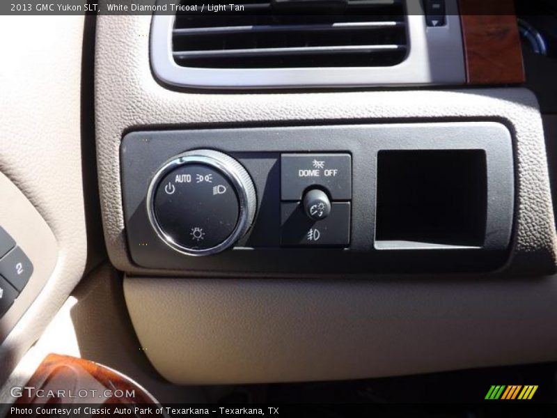 White Diamond Tricoat / Light Tan 2013 GMC Yukon SLT