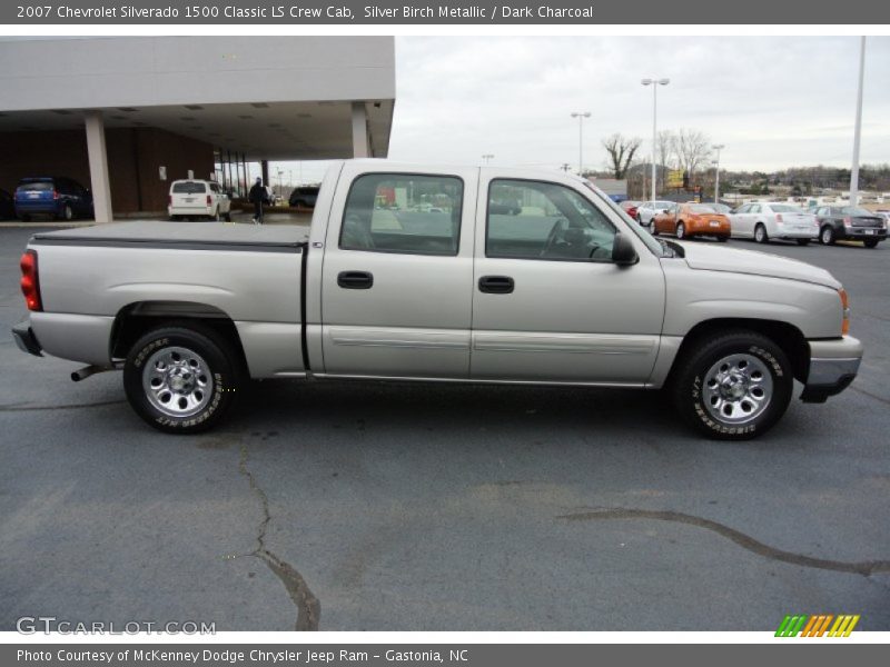 Silver Birch Metallic / Dark Charcoal 2007 Chevrolet Silverado 1500 Classic LS Crew Cab