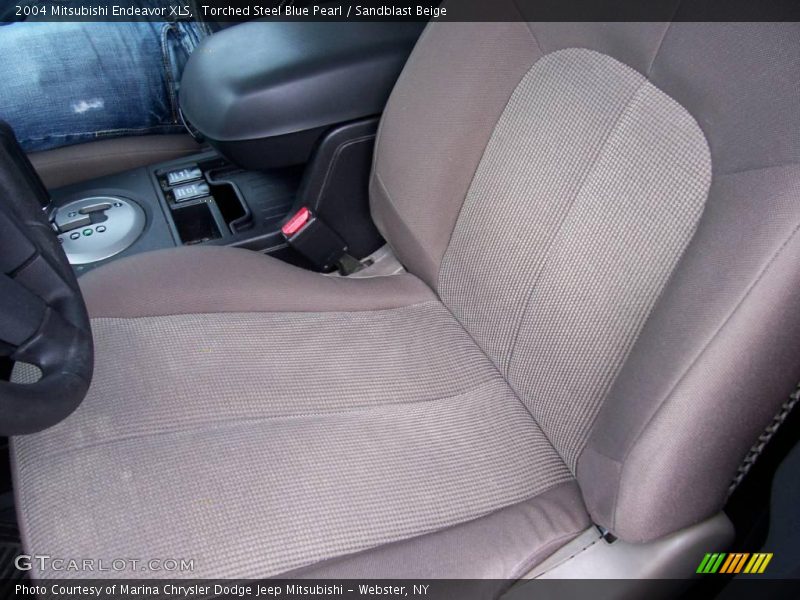 Torched Steel Blue Pearl / Sandblast Beige 2004 Mitsubishi Endeavor XLS