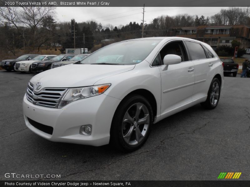 Blizzard White Pearl / Gray 2010 Toyota Venza V6 AWD