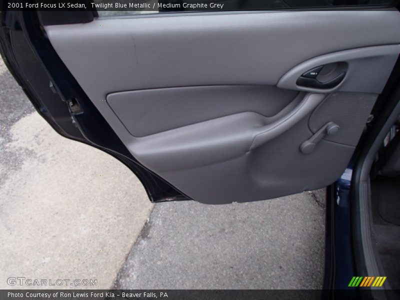 Twilight Blue Metallic / Medium Graphite Grey 2001 Ford Focus LX Sedan