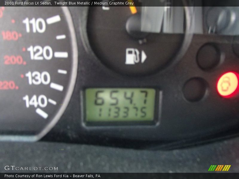 Twilight Blue Metallic / Medium Graphite Grey 2001 Ford Focus LX Sedan