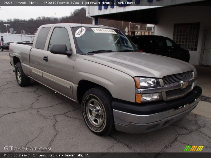 Front 3/4 View of 2003 Silverado 1500 LS Extended Cab
