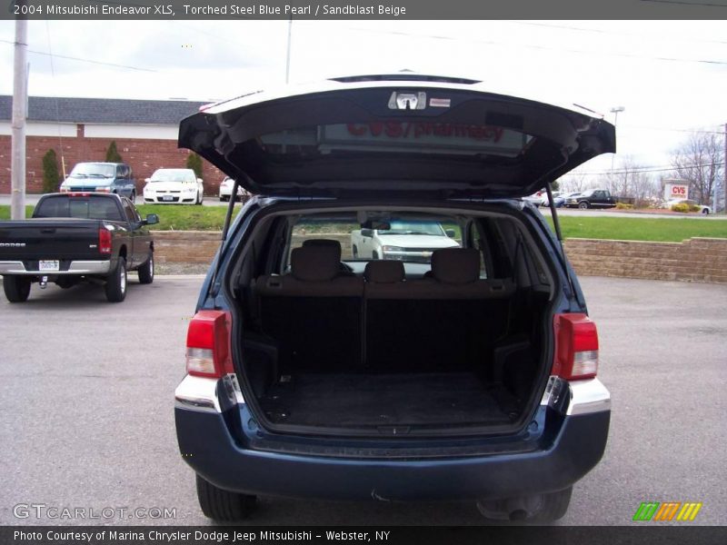 Torched Steel Blue Pearl / Sandblast Beige 2004 Mitsubishi Endeavor XLS