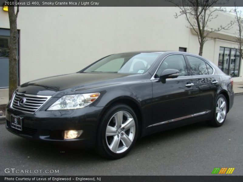 Front 3/4 View of 2010 LS 460