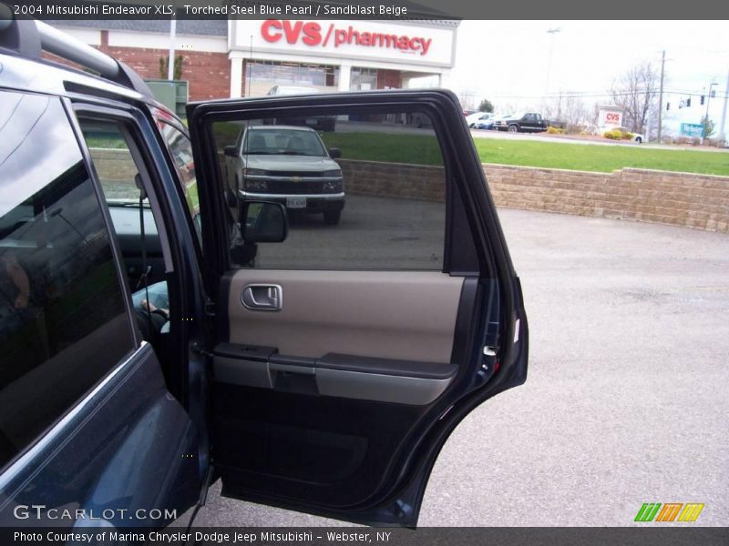 Torched Steel Blue Pearl / Sandblast Beige 2004 Mitsubishi Endeavor XLS