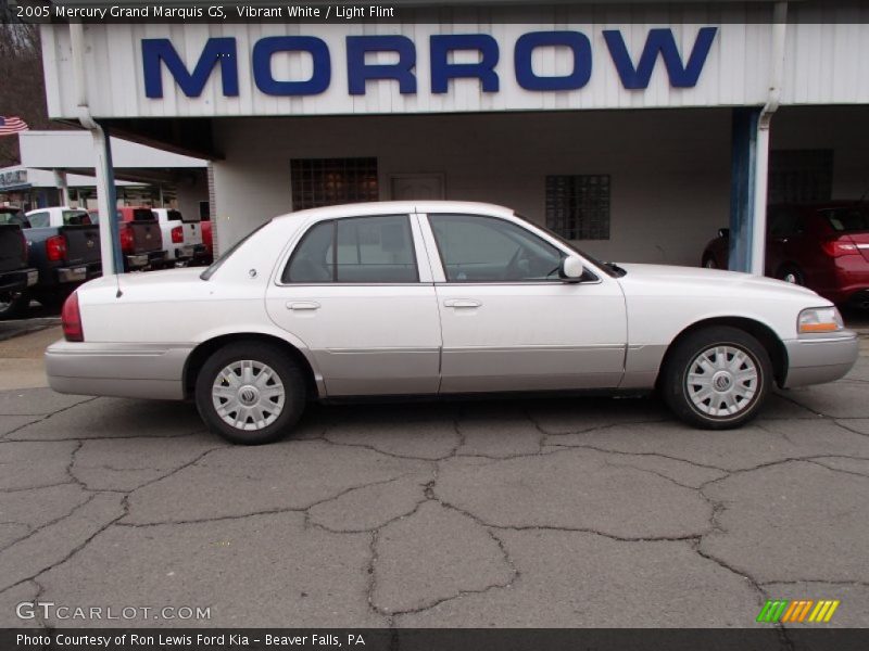 Vibrant White / Light Flint 2005 Mercury Grand Marquis GS