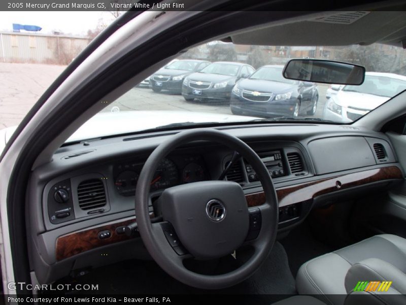 Vibrant White / Light Flint 2005 Mercury Grand Marquis GS