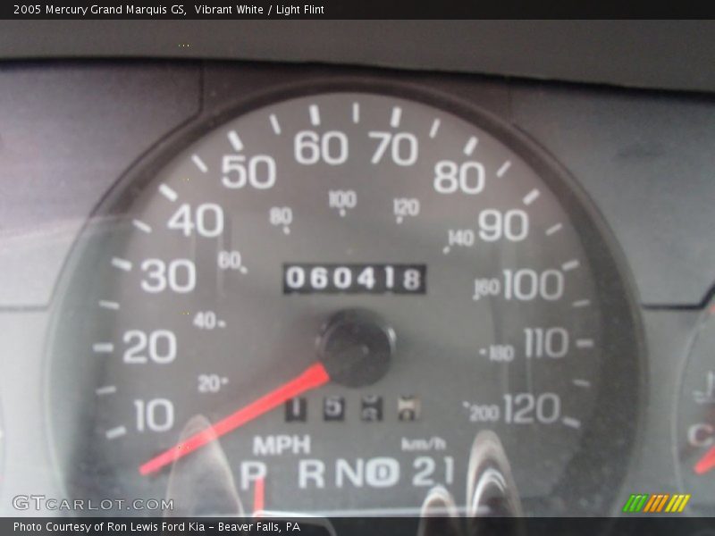 Vibrant White / Light Flint 2005 Mercury Grand Marquis GS