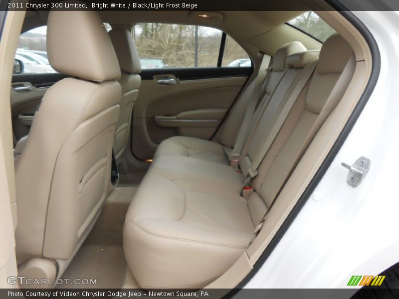 Bright White / Black/Light Frost Beige 2011 Chrysler 300 Limited