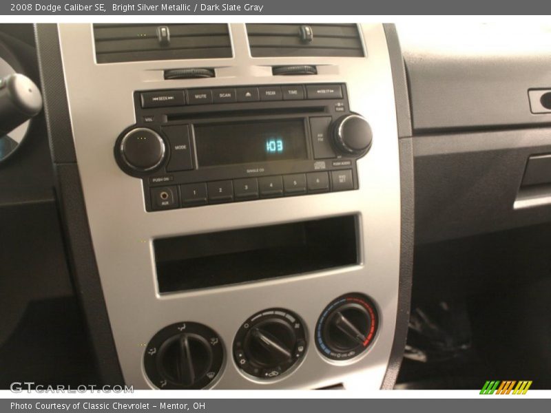 Bright Silver Metallic / Dark Slate Gray 2008 Dodge Caliber SE