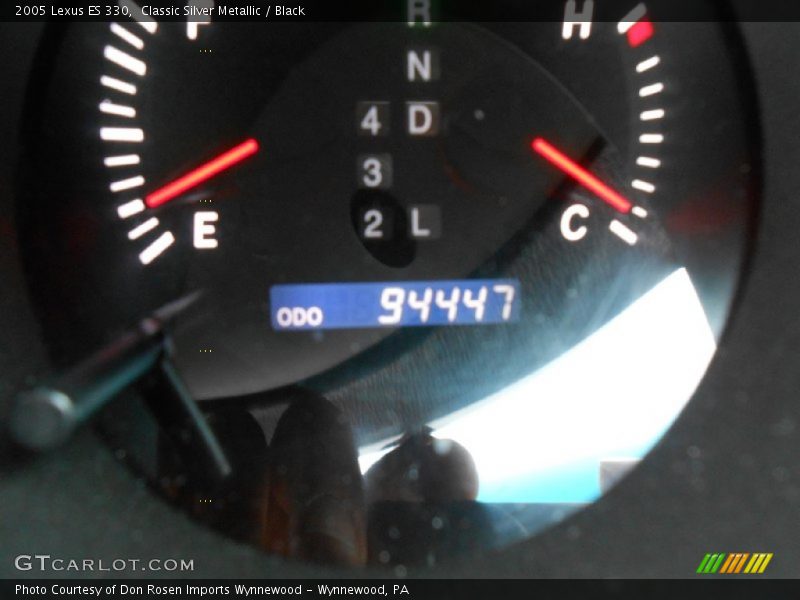 Classic Silver Metallic / Black 2005 Lexus ES 330