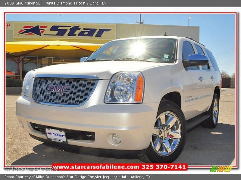 White Diamond Tricoat / Light Tan 2009 GMC Yukon SLT