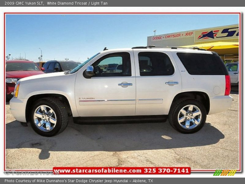 White Diamond Tricoat / Light Tan 2009 GMC Yukon SLT