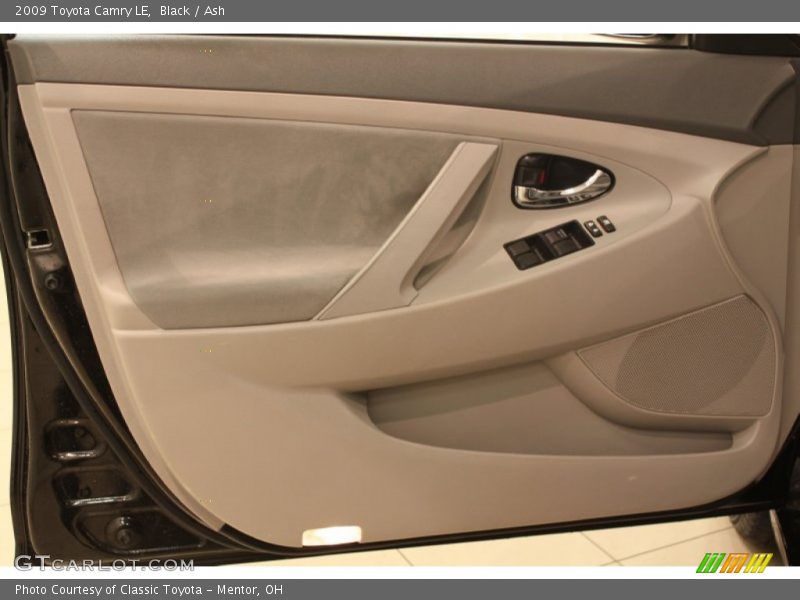 Black / Ash 2009 Toyota Camry LE