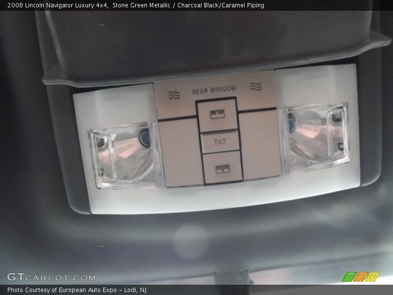 Stone Green Metallic / Charcoal Black/Caramel Piping 2008 Lincoln Navigator Luxury 4x4