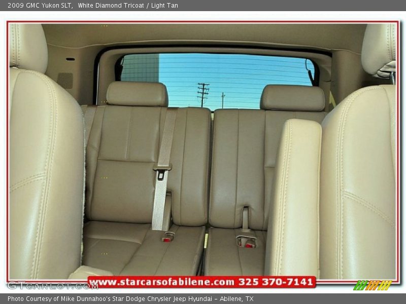 White Diamond Tricoat / Light Tan 2009 GMC Yukon SLT